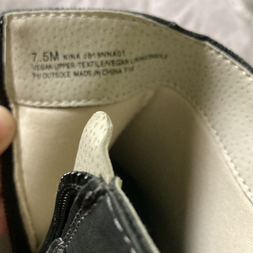 NWT gray JBU booties, size 7.5, vegan leather. Comfortable and stylish. - Picture 7 of 13